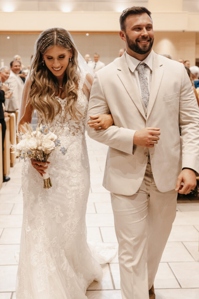 Bride and groom wedding in Fort Myers, Florida at Heritage Palms Golf and Country Club. 