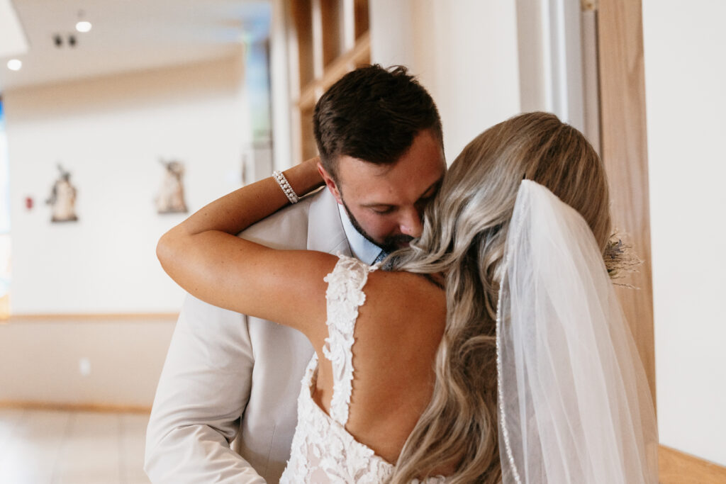 Bride and groom wedding in Fort Myers, Florida at Heritage Palms Golf and Country Club. 