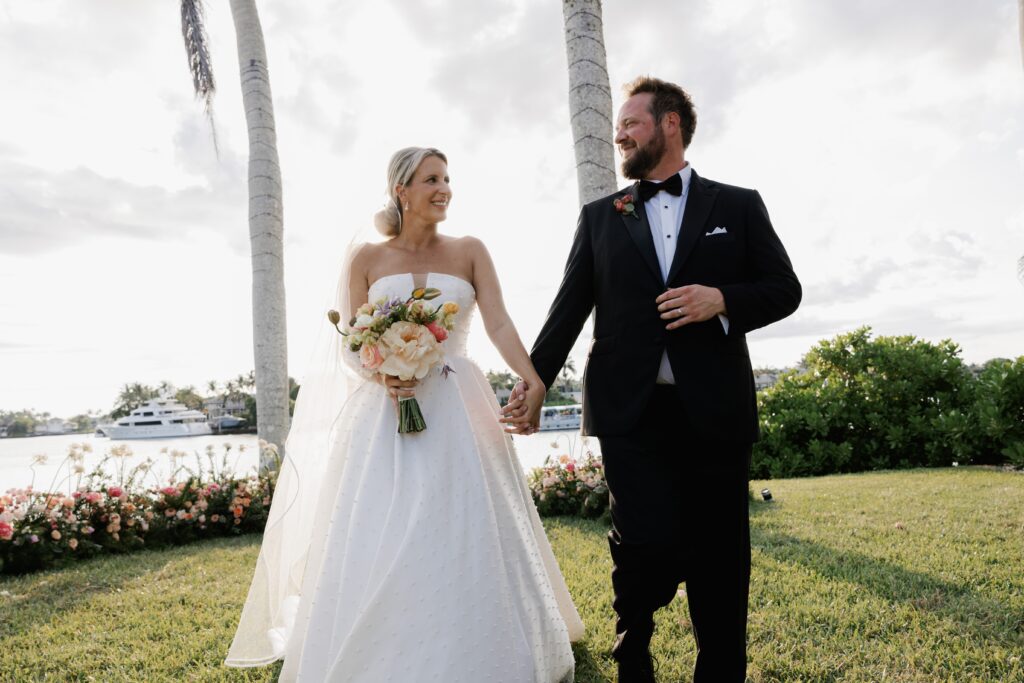 Romantic Port Royal Naples FL Wedding | Priscila Del Cristo Photo Waterfront portraits at port royal naples florida private residence.