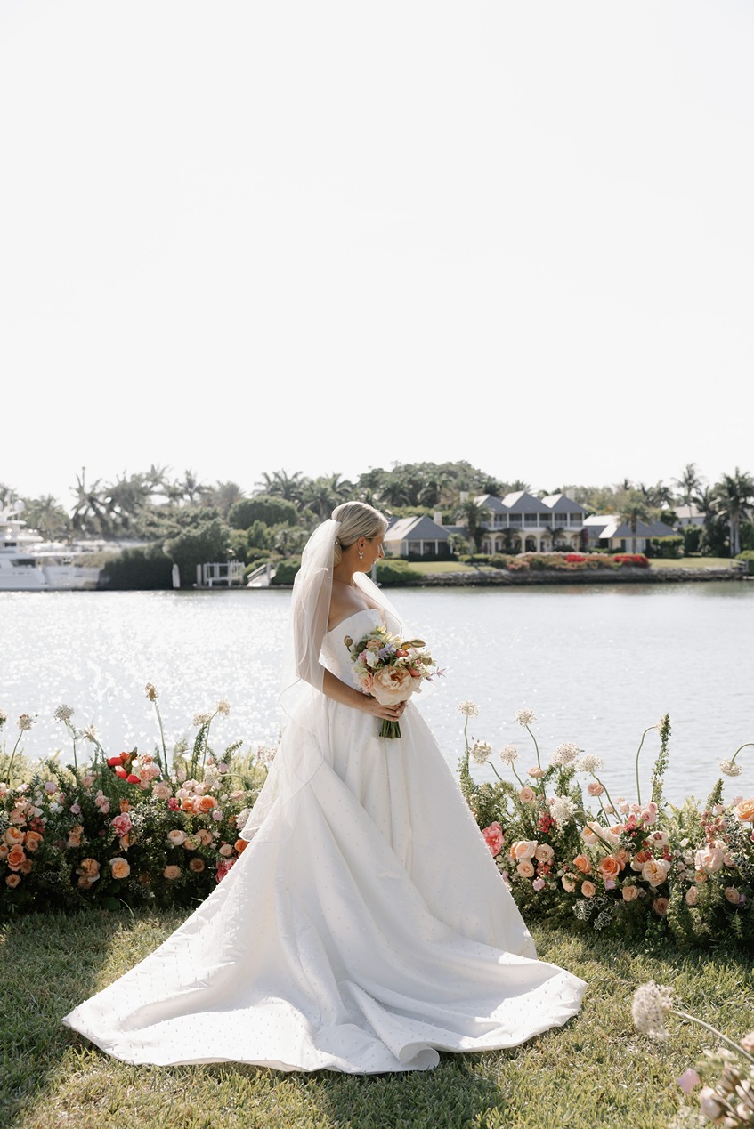 average cost of destination wedding in florida that looks like this