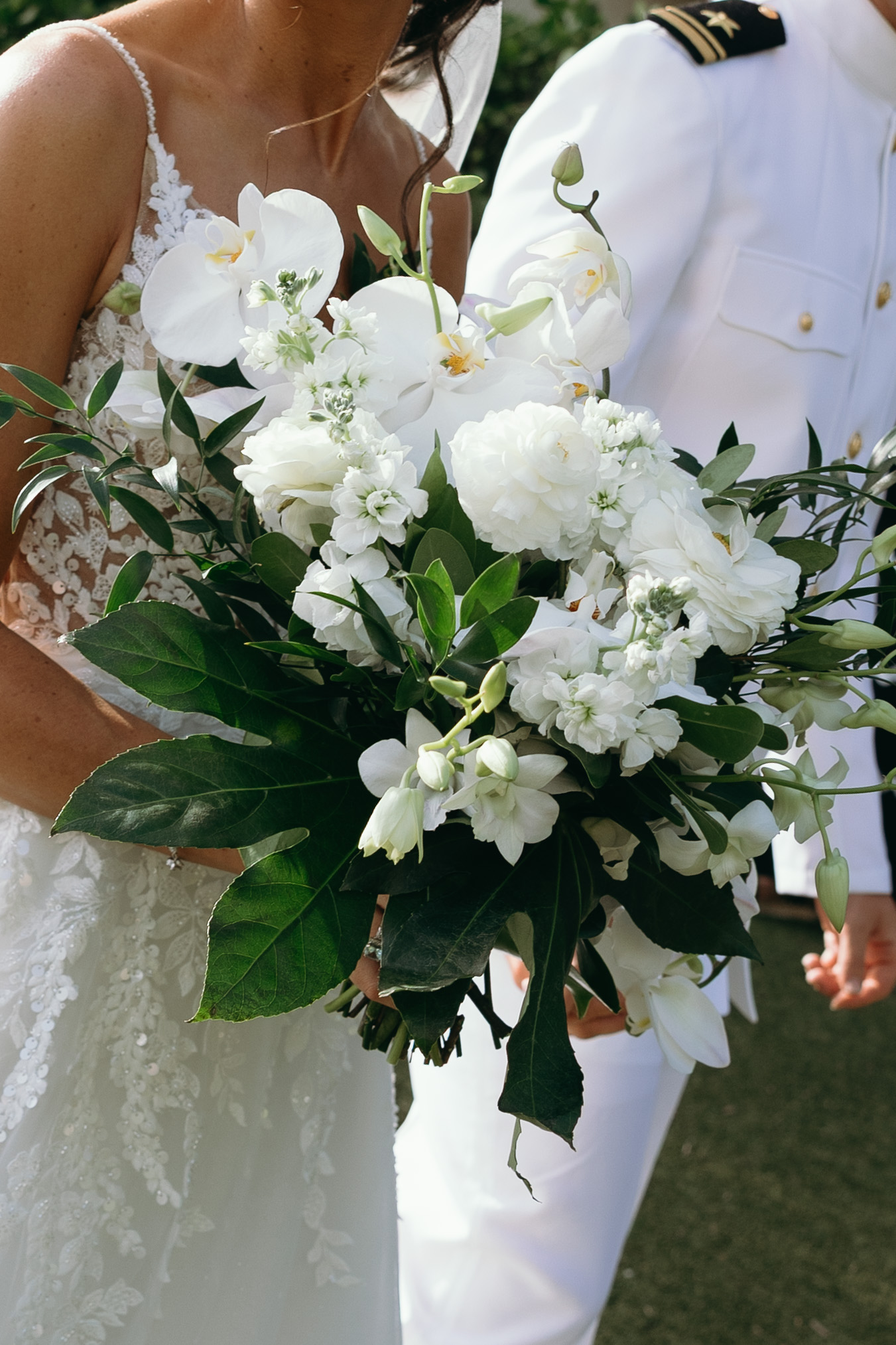 white bridal bouquet by one of the top wedding florists in naples